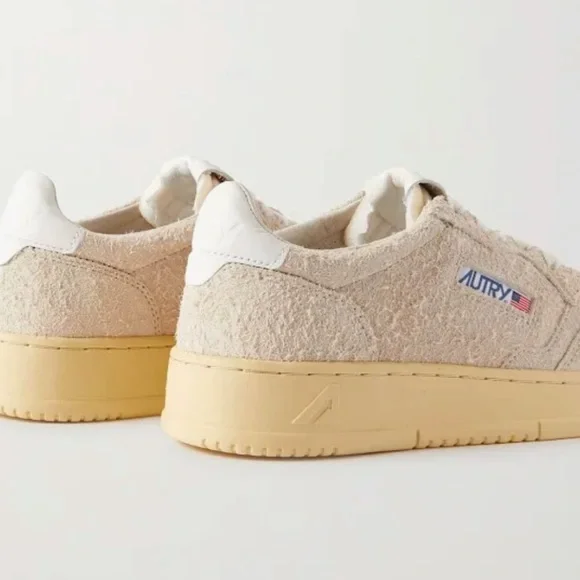 Autry Medalist Low - Sand Suede - Picture 2 of 10